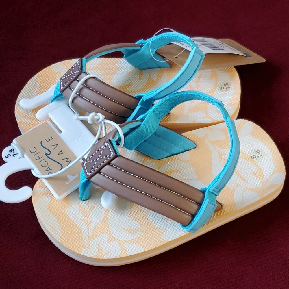 3 pair Toddler Girls Shoes Water Shoes Flip Flops Glitter Sandals Size 7/8 NWT - Picture 6 of 10